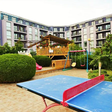 Sun City 1 - Menada