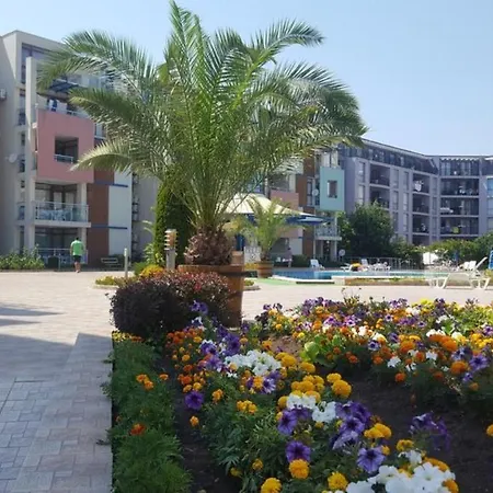 Sun City 1 - Menada *