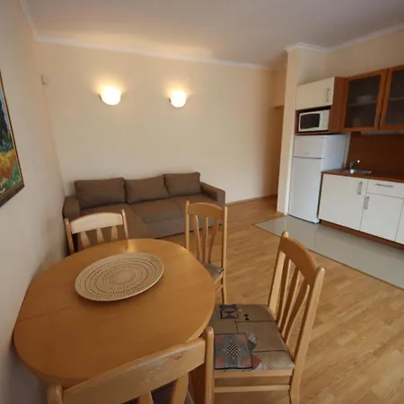 Apartment Sun City 1 - Menada