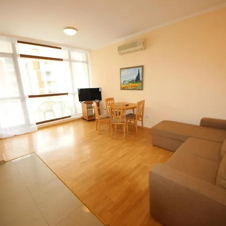 Apartment Sun City 1 - Menada *
