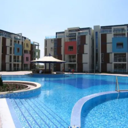 Sun City 1 - Menada